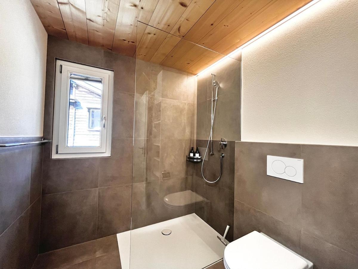 Beim Brunnen Lägenhet Gsteigwiler Exteriör bild
